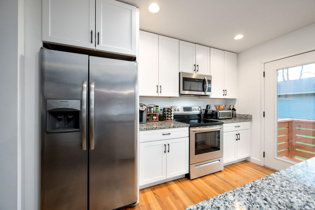 211 Sidewinder Ln Asheville, NC 28806