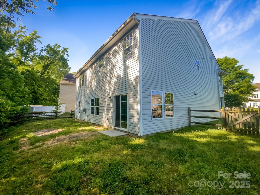 3510 Heathcott Cir Charlotte, NC 28262