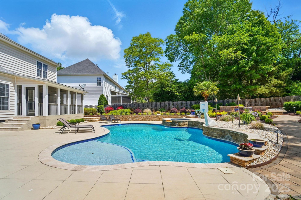 10223 Willingham Rd Huntersville, NC 28078