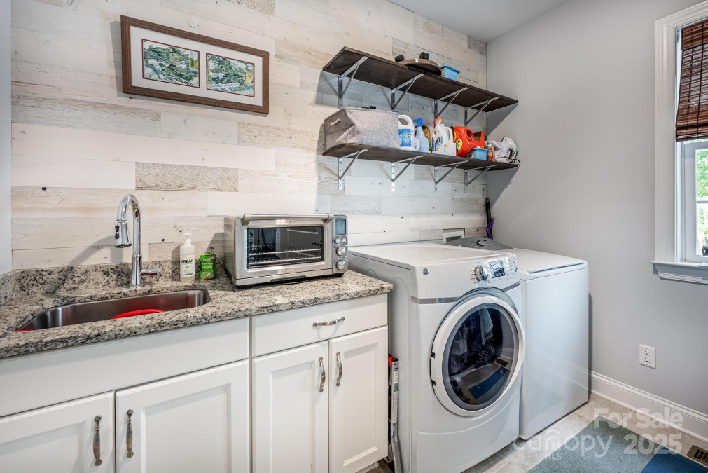 3992 Blue Dory Ln Denver, NC 28037