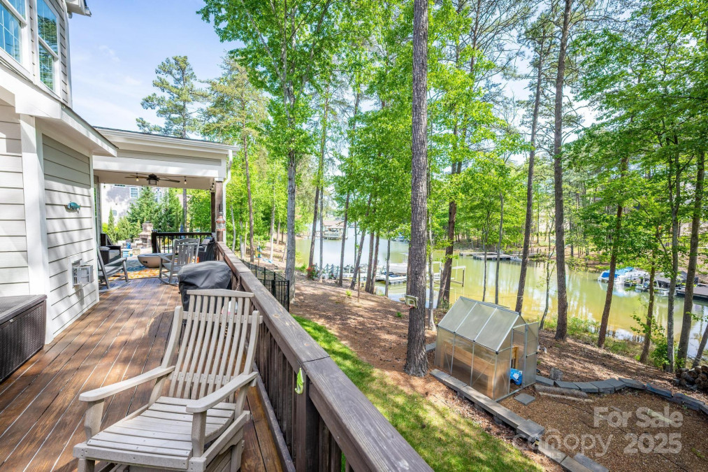 3992 Blue Dory Ln Denver, NC 28037