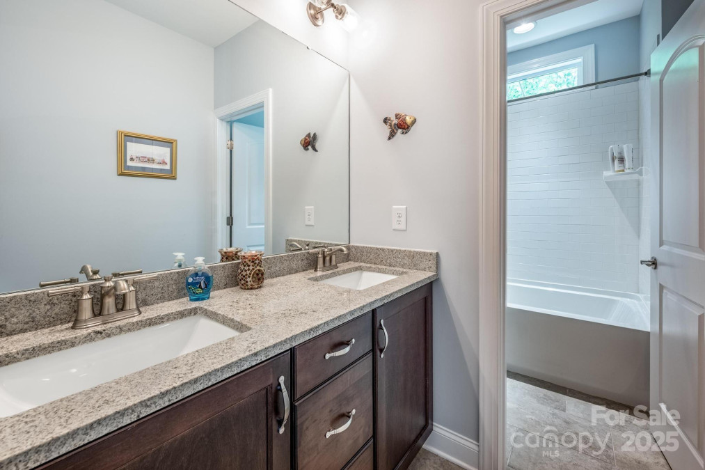 3992 Blue Dory Ln Denver, NC 28037