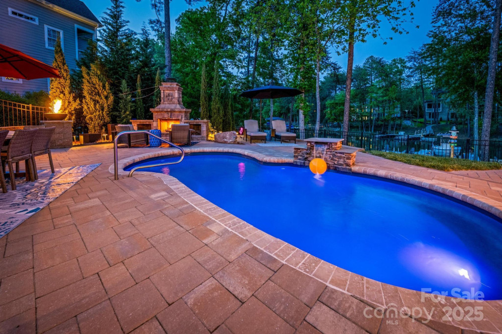 3992 Blue Dory Ln Denver, NC 28037