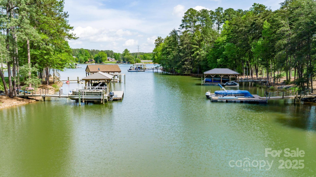 3992 Blue Dory Ln Denver, NC 28037