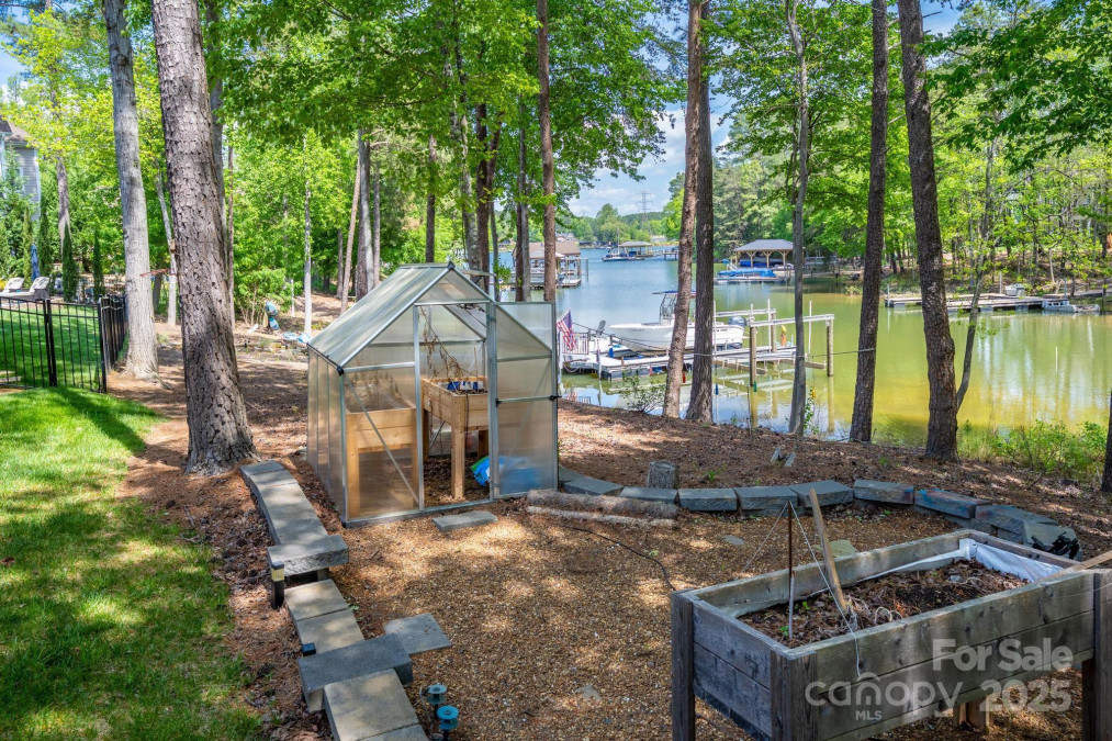3992 Blue Dory Ln Denver, NC 28037