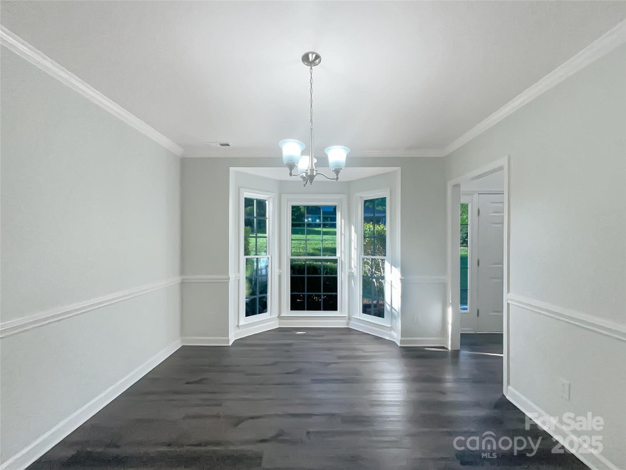 628 Highland Ridge Rd Mooresville, NC 28115
