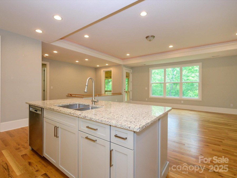 7324 Leharne Dr Charlotte, NC 28270