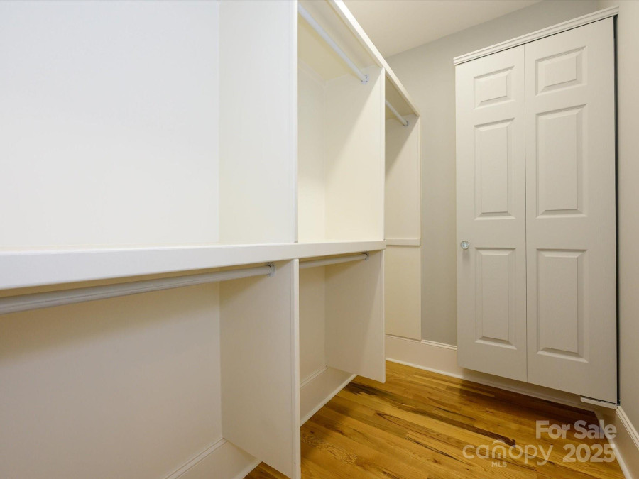 7324 Leharne Dr Charlotte, NC 28270