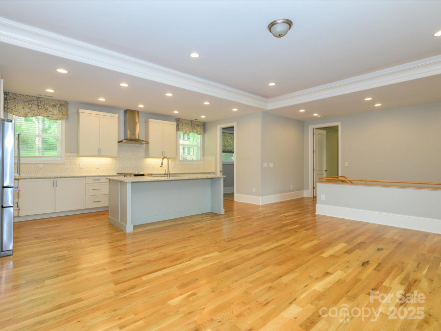 7324 Leharne Dr Charlotte, NC 28270