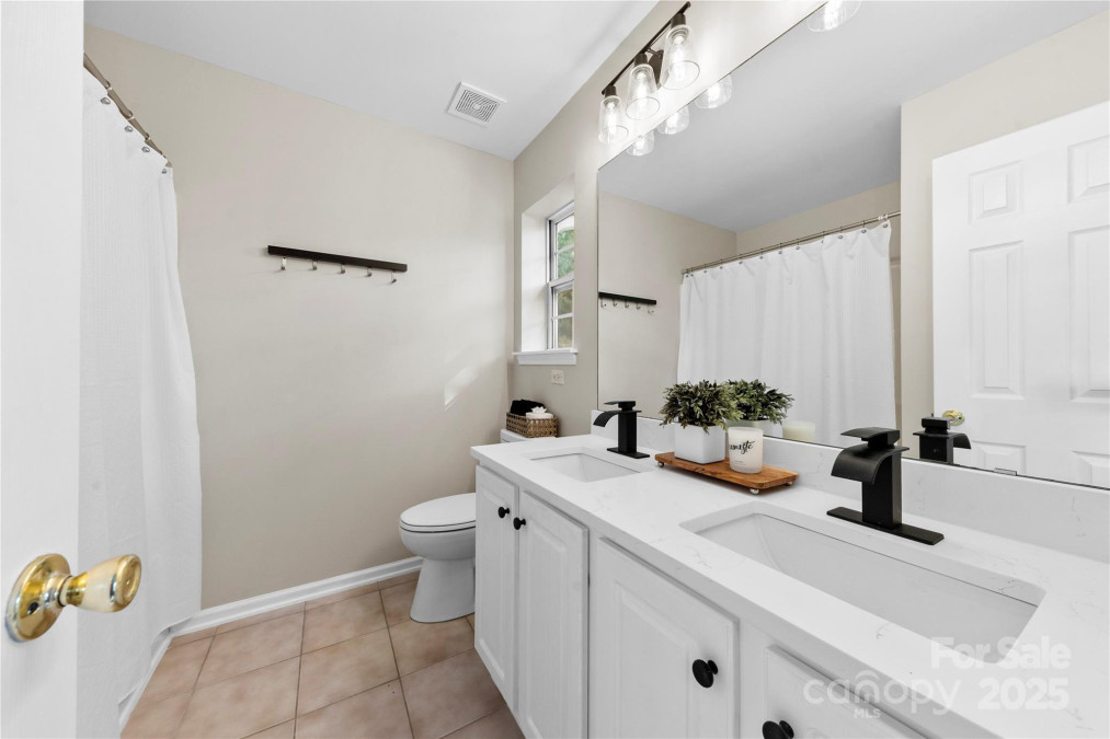 12536 Hennigan Place Ln Charlotte, NC 28214