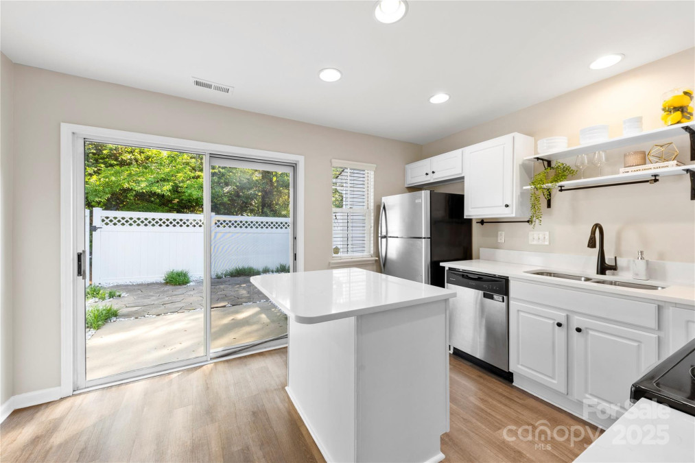 12536 Hennigan Place Ln Charlotte, NC 28214