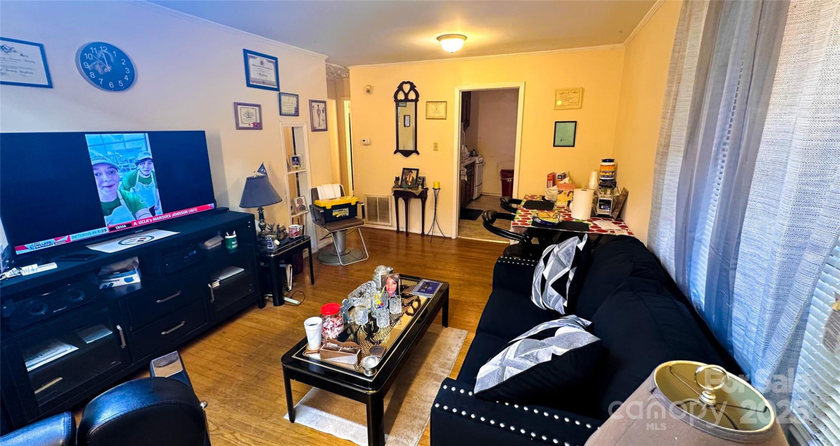 3232 Marlborough Rd Charlotte, NC 28208