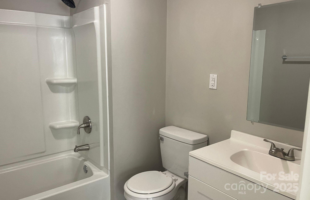 2322 Hedgewood Cir Gastonia, NC 28052
