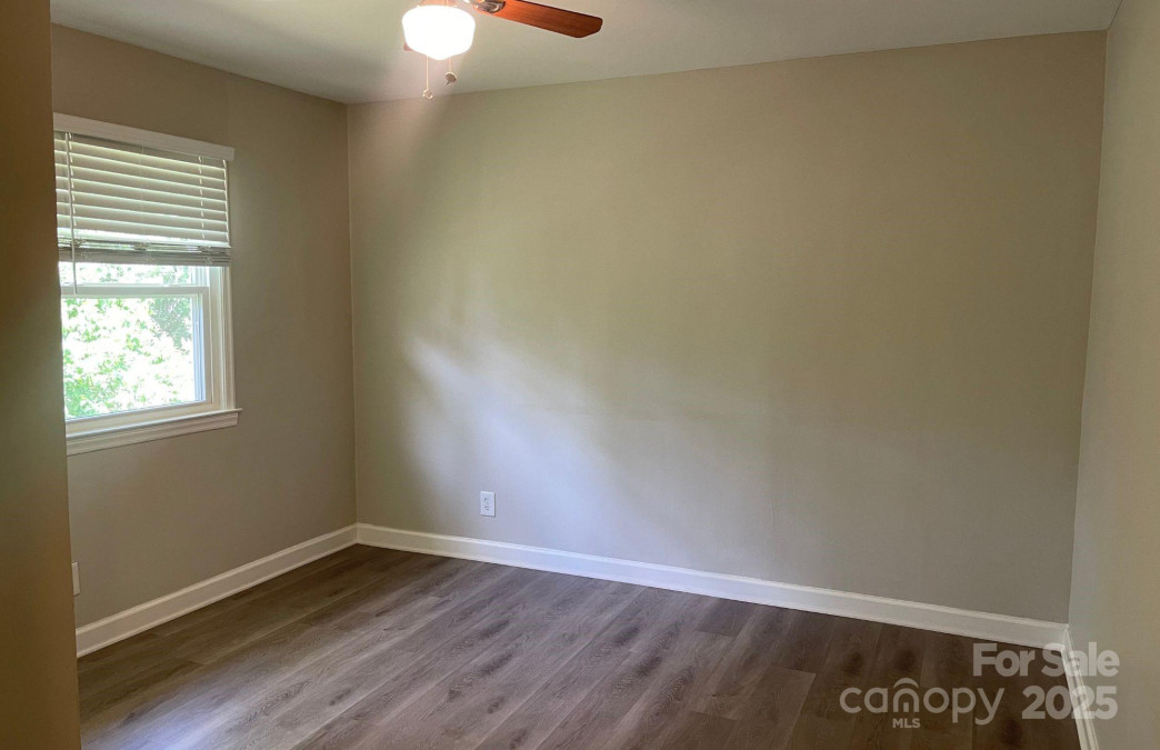 2322 Hedgewood Cir Gastonia, NC 28052