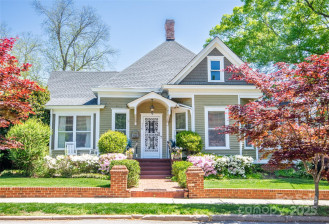 116 Mulberry St Statesville, NC 28677