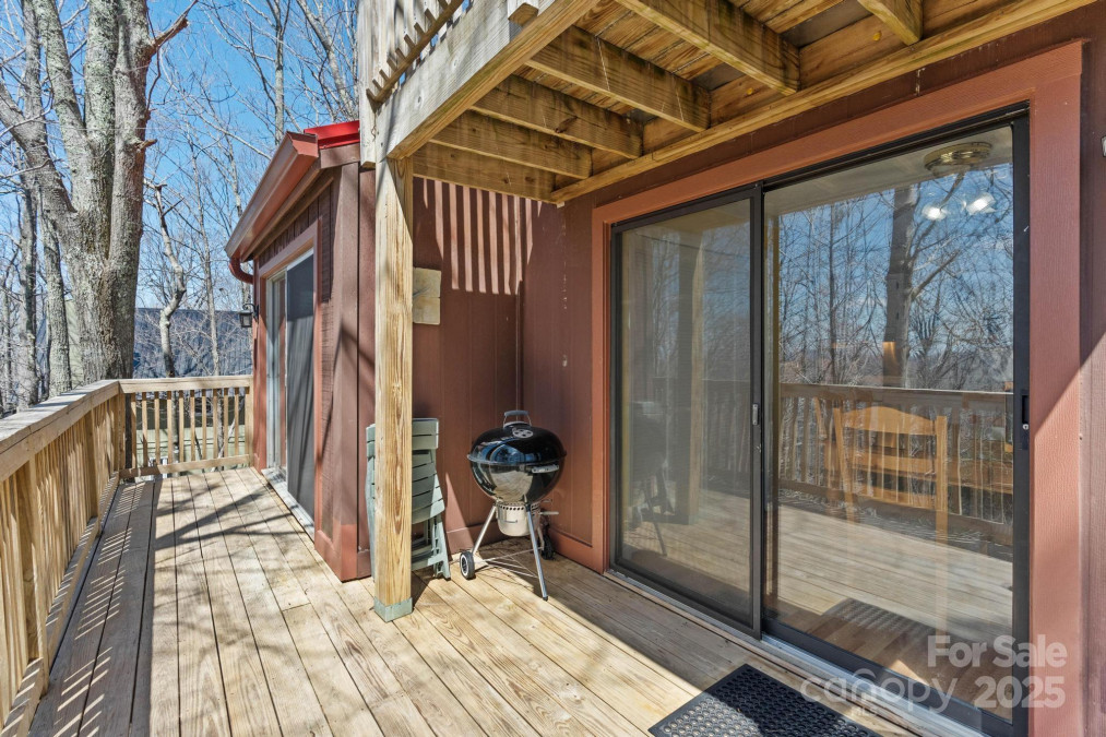 135 Clubhouse Rd Beech Mountain, NC 28604