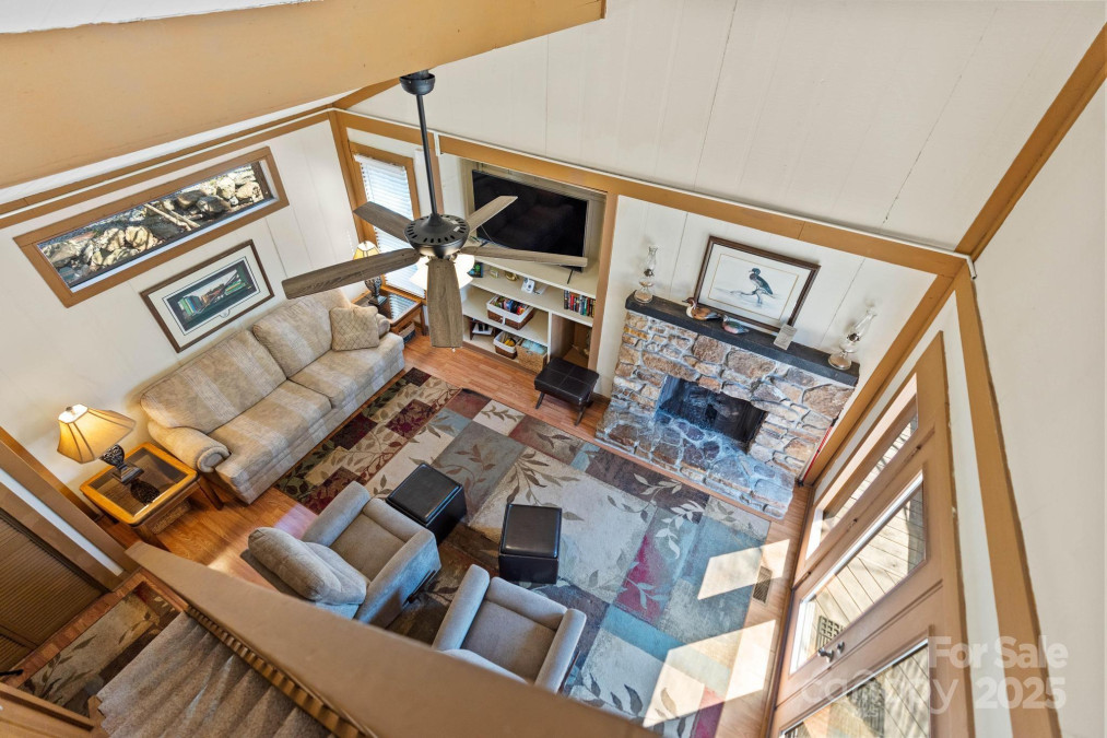 135 Clubhouse Rd Beech Mountain, NC 28604