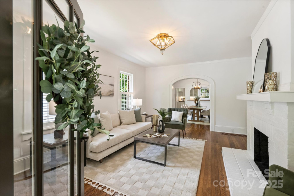 1804 Thomas Ave Charlotte, NC 28205