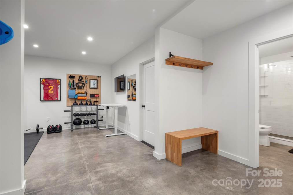 79 Euclid Blvd Asheville, NC 28806