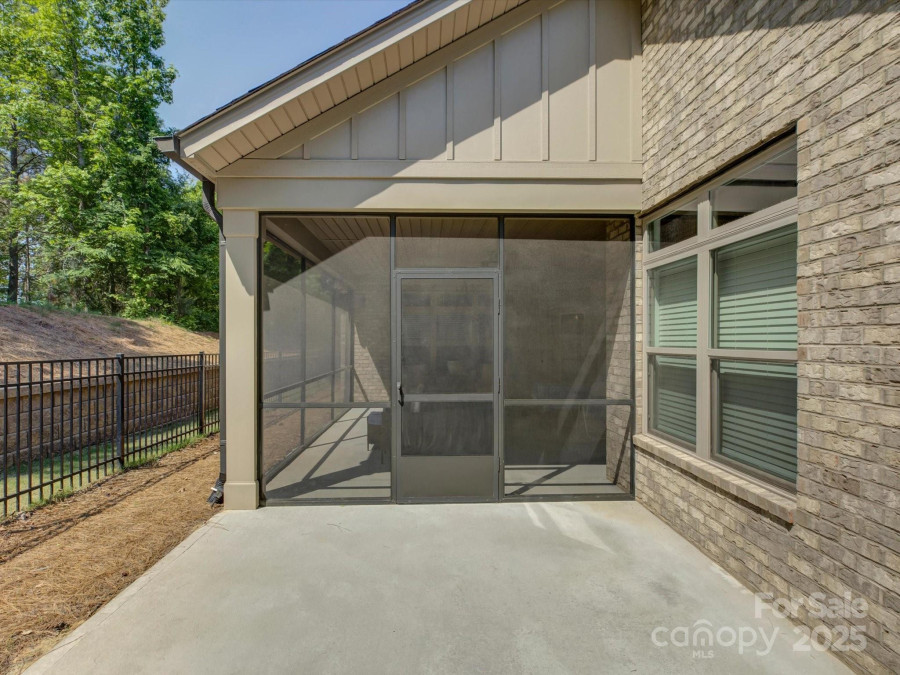 3002 Portico Pl Tega Cay, SC 29708