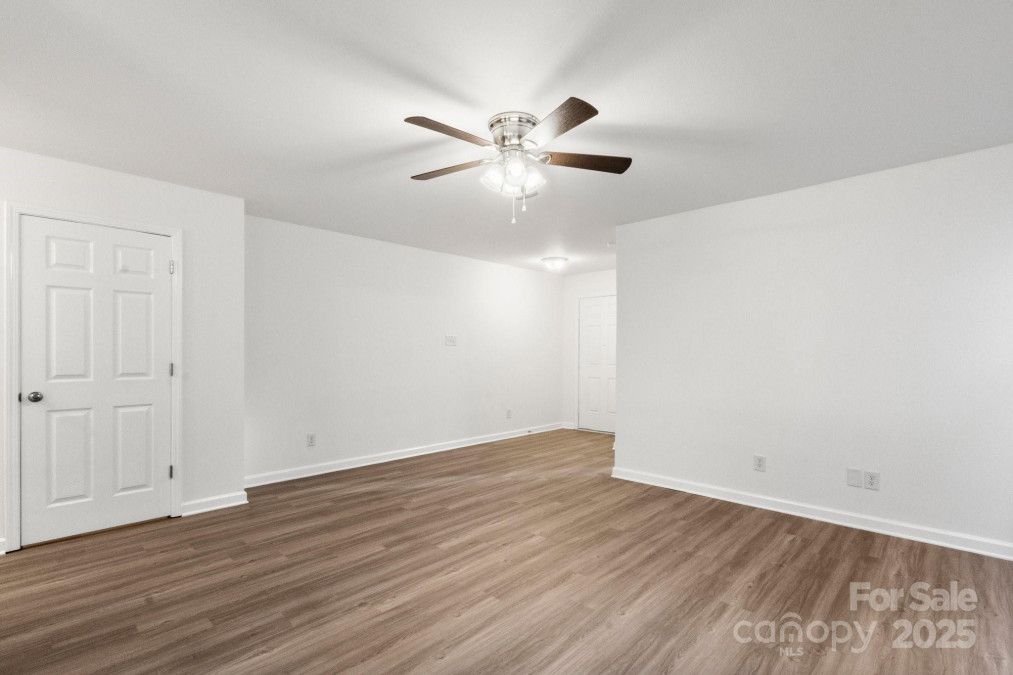 7616 Monarch Birch Ln Charlotte, NC 28215