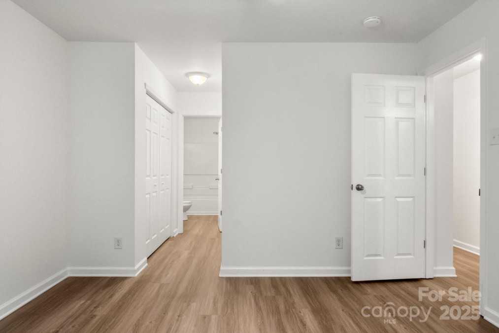 7616 Monarch Birch Ln Charlotte, NC 28215