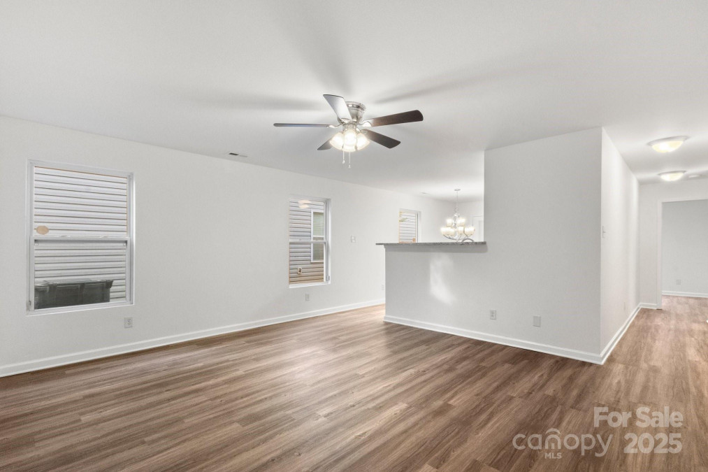 7616 Monarch Birch Ln Charlotte, NC 28215