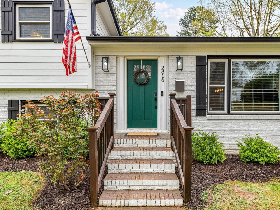 2816 Eastport Rd Charlotte, NC 28205
