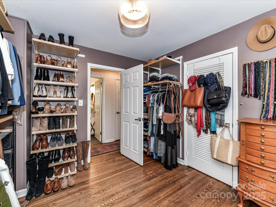 2816 Eastport Rd Charlotte, NC 28205