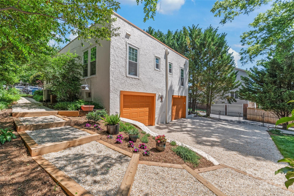 1822 Hall Ave Charlotte, NC 28205