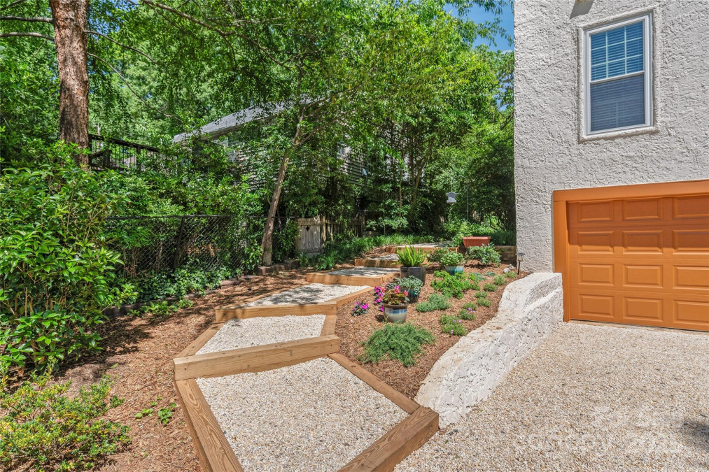 1822 Hall Ave Charlotte, NC 28205