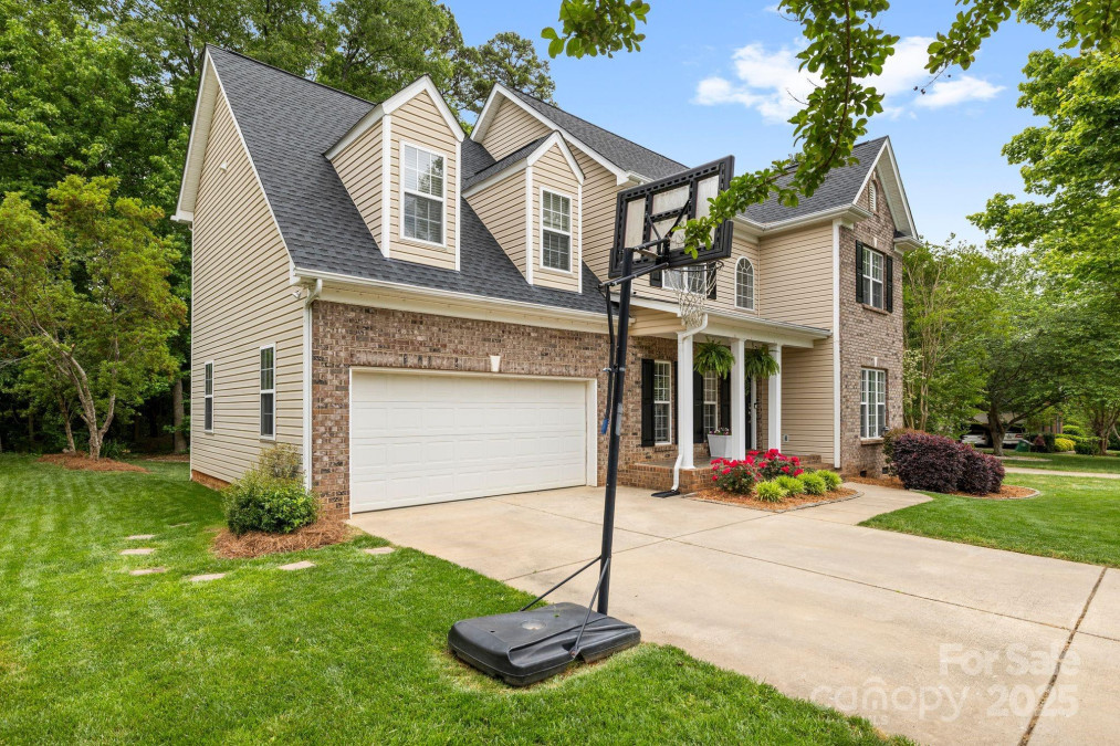 14849 Middlesborough Dr Matthews, NC 28104