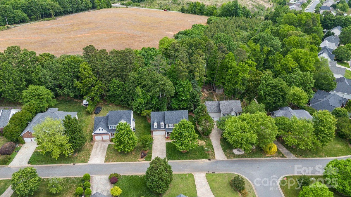 14849 Middlesborough Dr Matthews, NC 28104