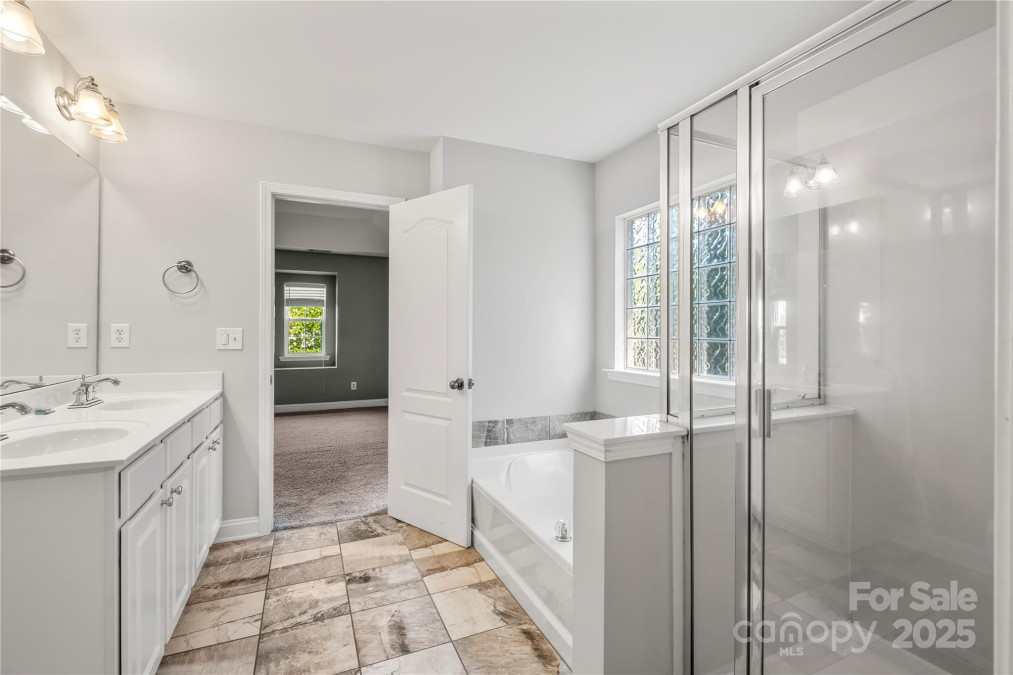 9414 Seamill Rd Charlotte, NC 28278