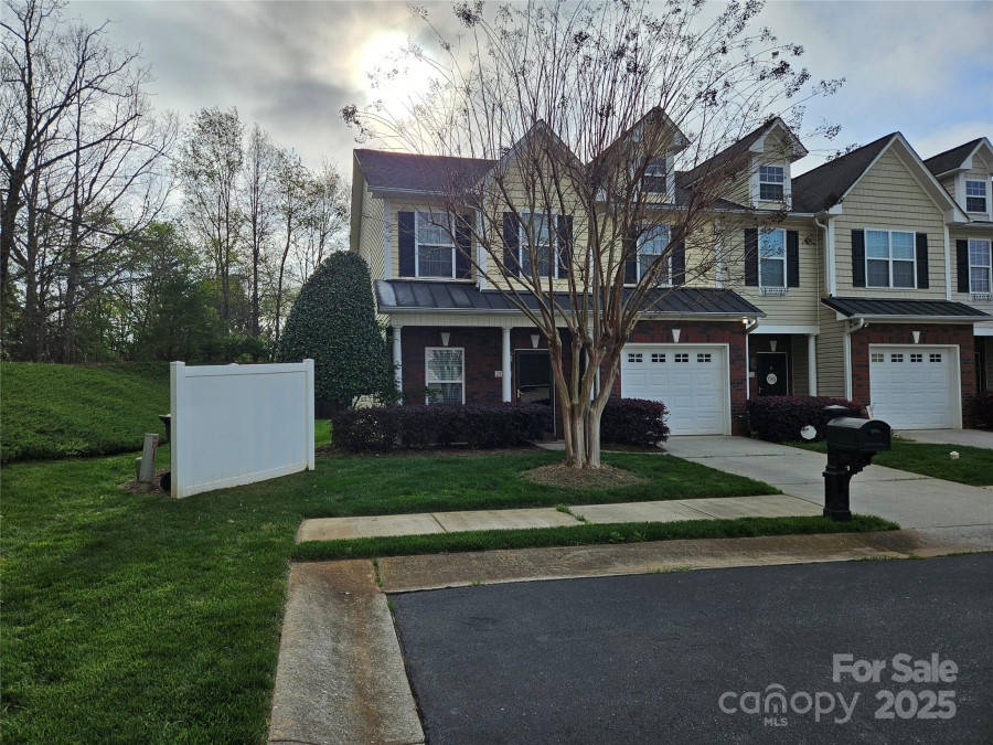 2026 Talbot Ln Hickory, NC 28602