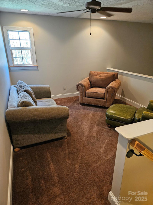 2026 Talbot Ln Hickory, NC 28602