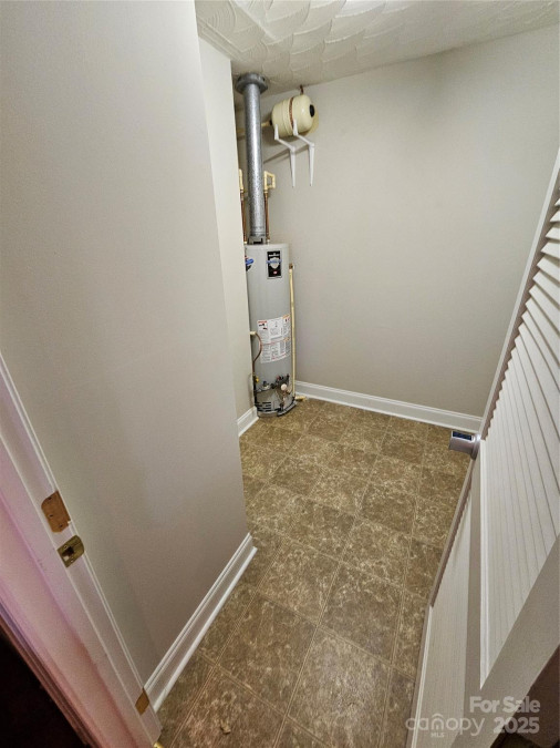 2026 Talbot Ln Hickory, NC 28602