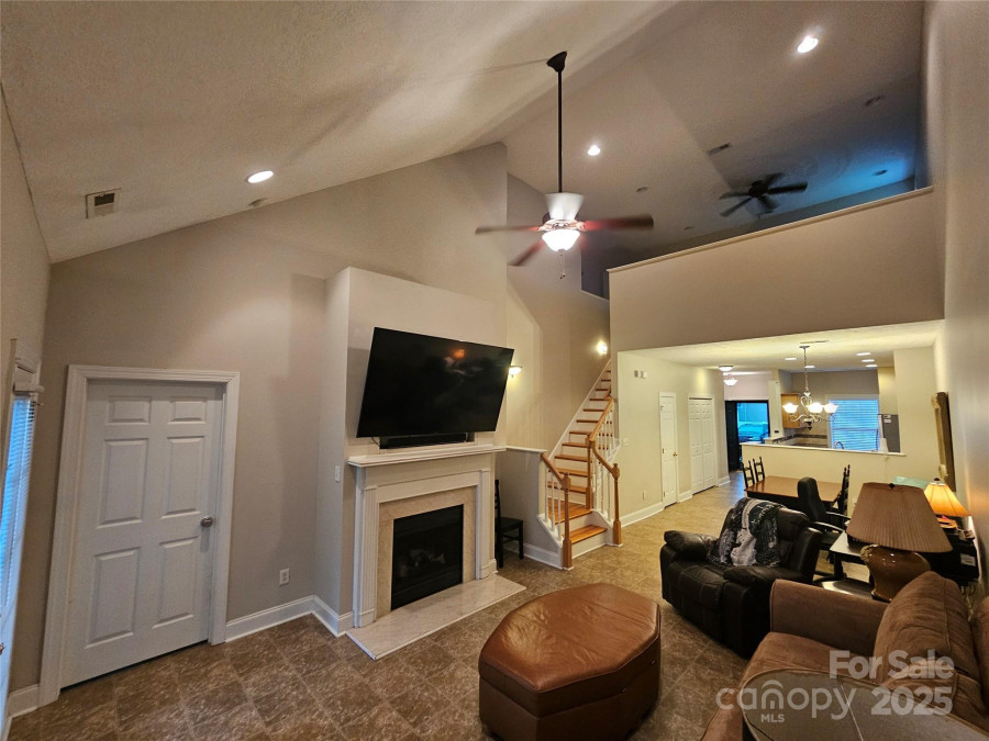 2026 Talbot Ln Hickory, NC 28602