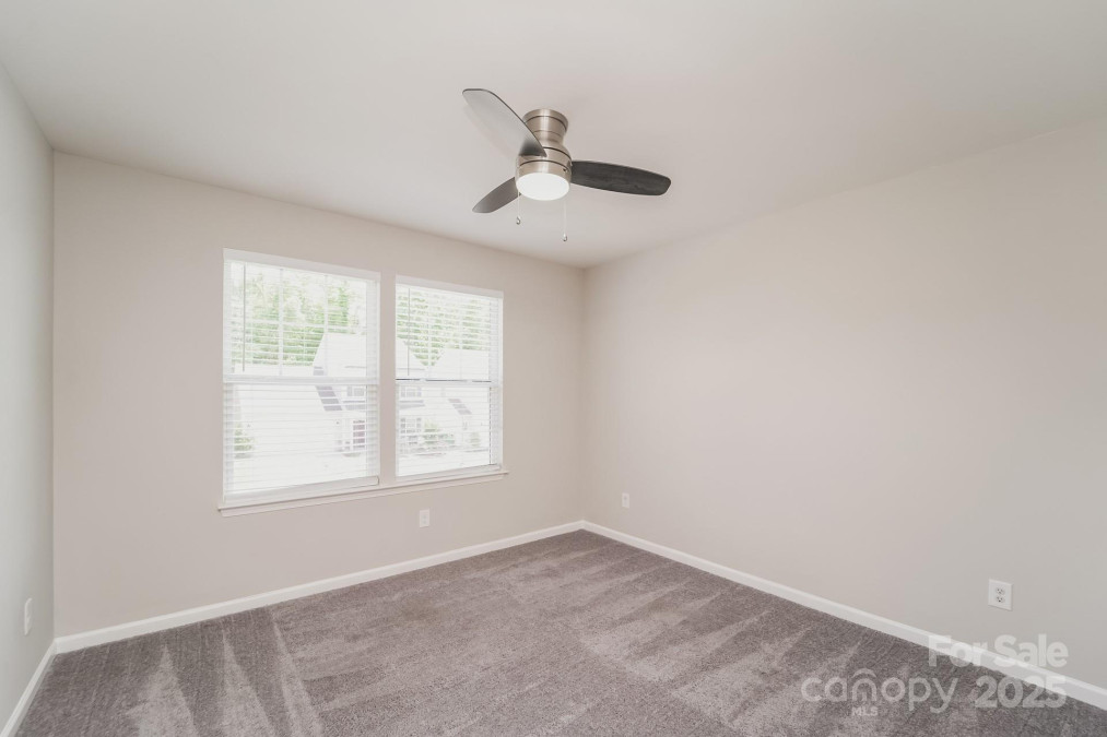 9127 Colwick Hill Ln Charlotte, NC 28215