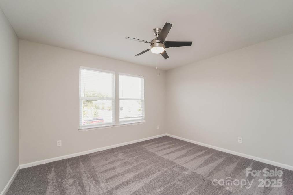 9127 Colwick Hill Ln Charlotte, NC 28215