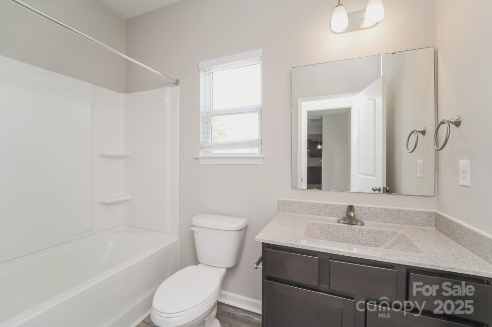 9127 Colwick Hill Ln Charlotte, NC 28215