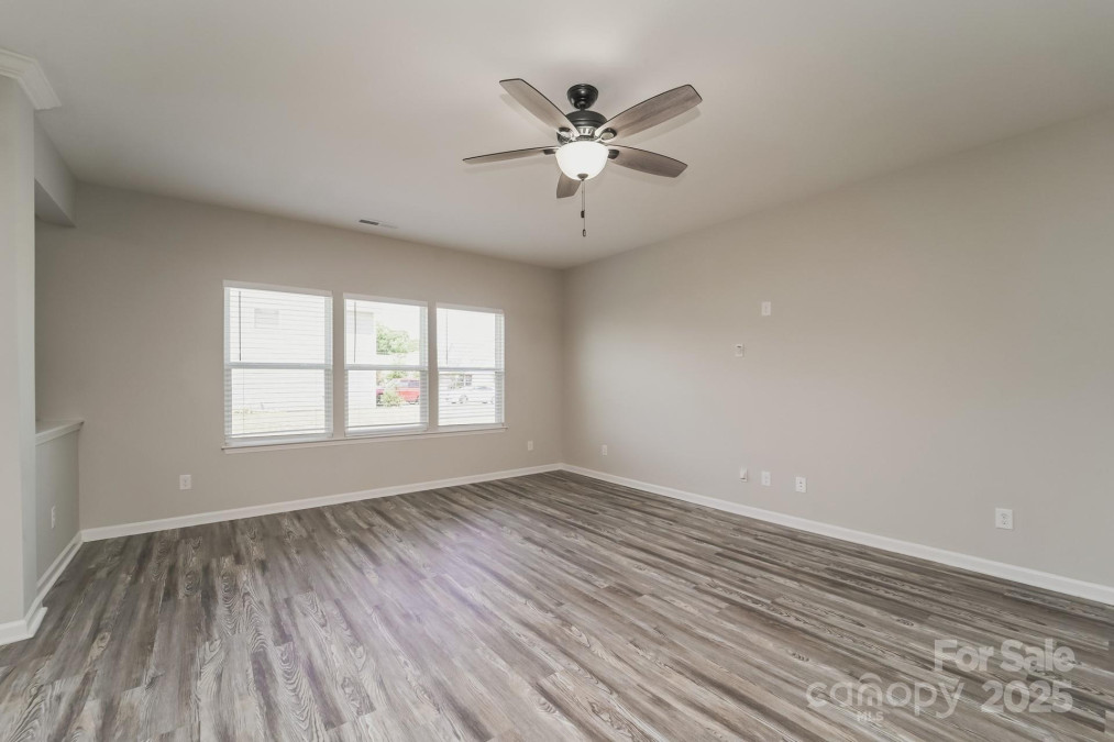 9127 Colwick Hill Ln Charlotte, NC 28215