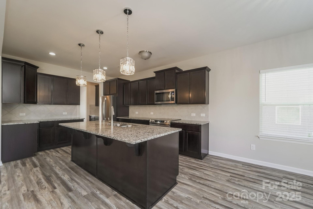 9127 Colwick Hill Ln Charlotte, NC 28215