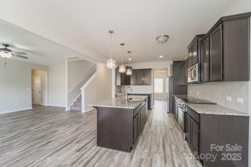 9127 Colwick Hill Ln Charlotte, NC 28215