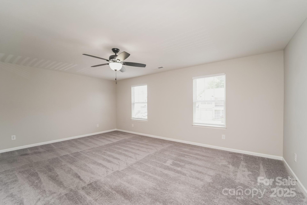 9127 Colwick Hill Ln Charlotte, NC 28215