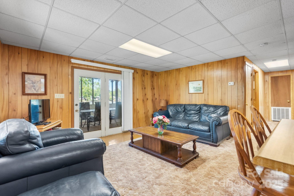 4599 B & C Dr Catawba, NC 28609