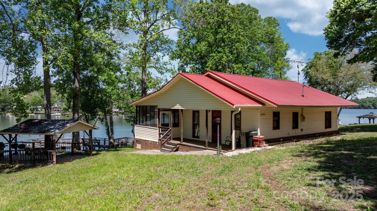 4599 B & C Dr Catawba, NC 28609