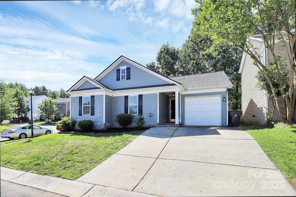 9212 Scotts Elm Ct Charlotte, NC 28215