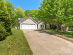 989 Thorncrest Ct Fletcher, NC 28732
