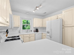 989 Thorncrest Ct Fletcher, NC 28732